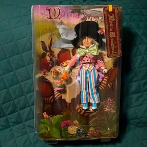 Barbie Collector Silver Label Alice in Wonderland Mad Hatter Doll 2007!!!